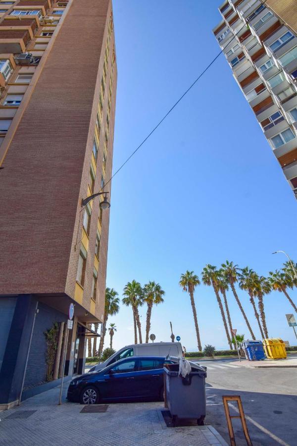 P&P Apartamentos Paseo Maritimo Pablo Ruiz Picasso 马拉加 外观 照片
